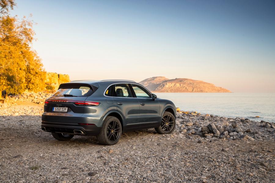  Porsche Cayenne 2017 года  (WW) (фото 18 из 41)